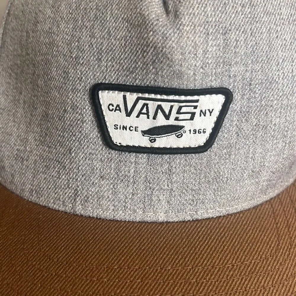 ✨Vans Gray Patch Skate Team Mens Sport Hat Snapback✨